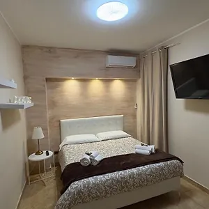Wanderlust Maison De Voyage Catania